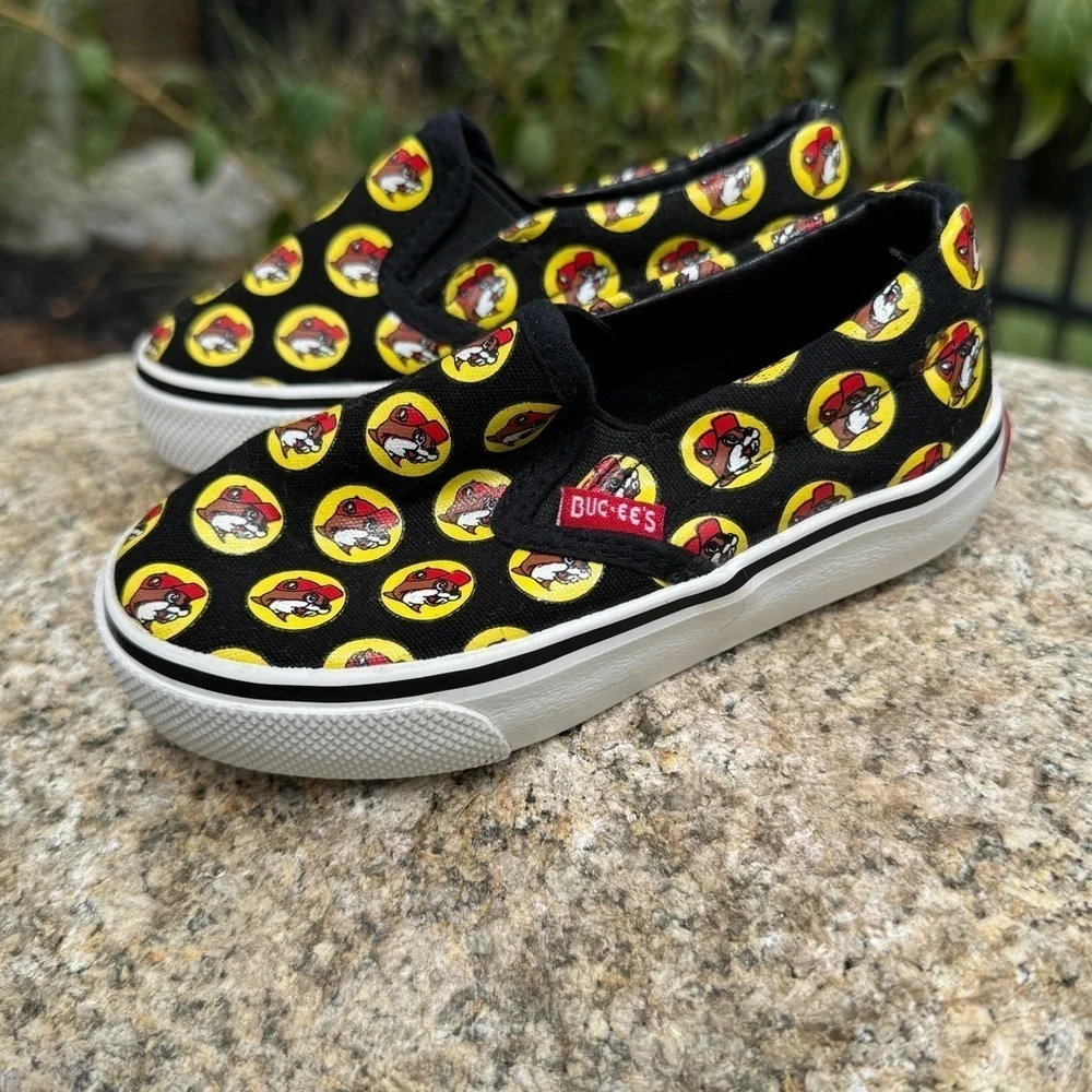 Buc-ee's Baby Unisex Slip-On Canvas Shoes Black Size 7 Casual Fun Stretch